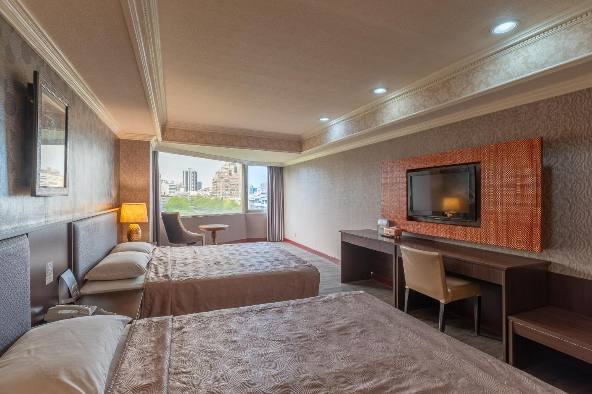 Hamilton Hotel Тайчжун Экстерьер фото