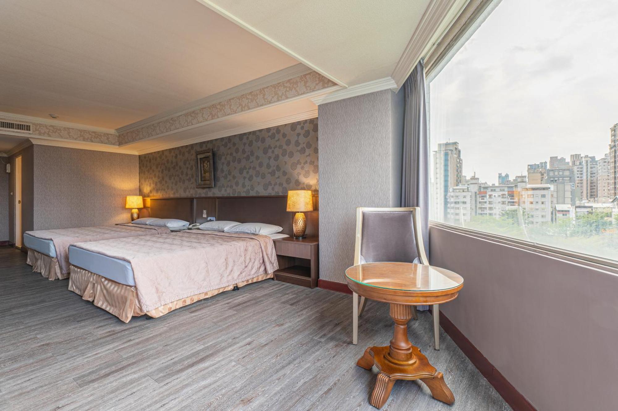 Hamilton Hotel Тайчжун Экстерьер фото